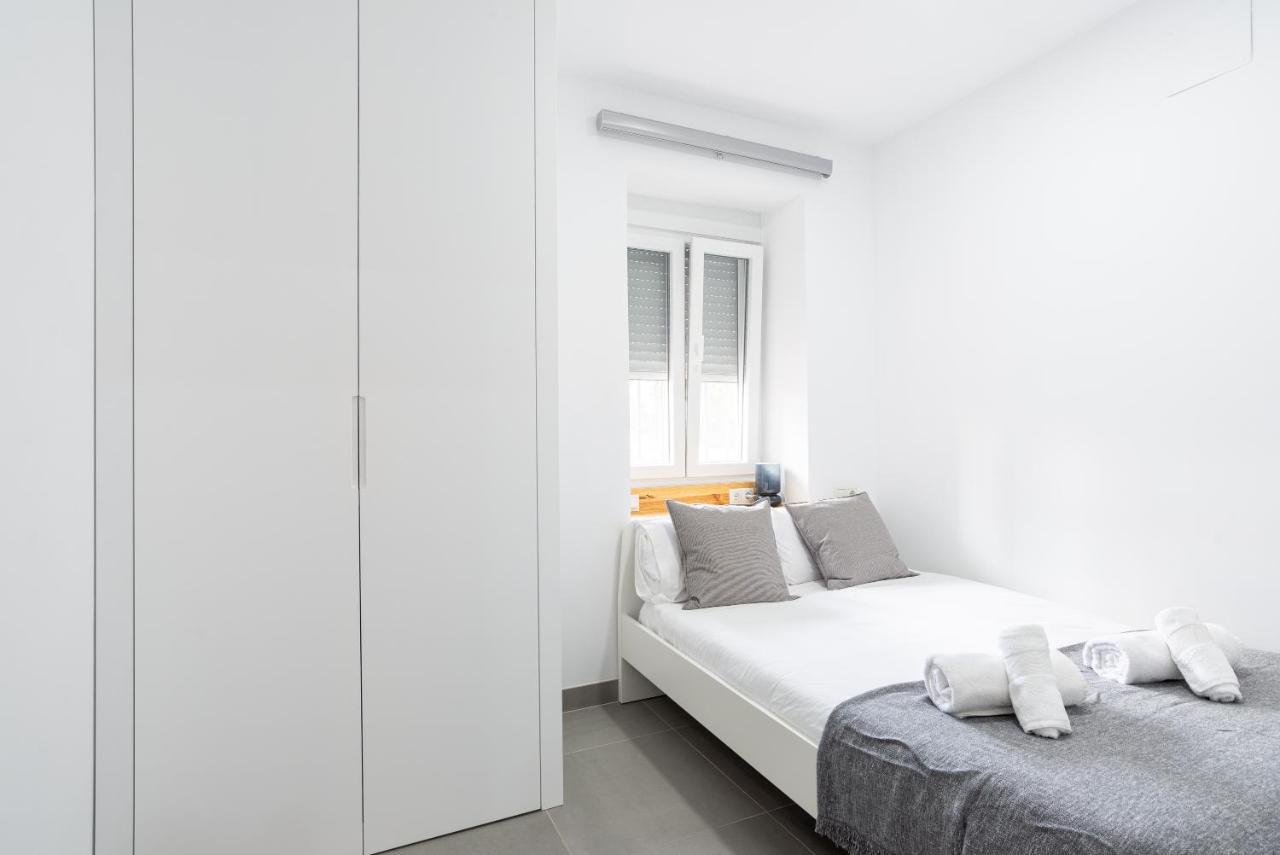 Alferez III By Ele Apartments Málaga Buitenkant foto