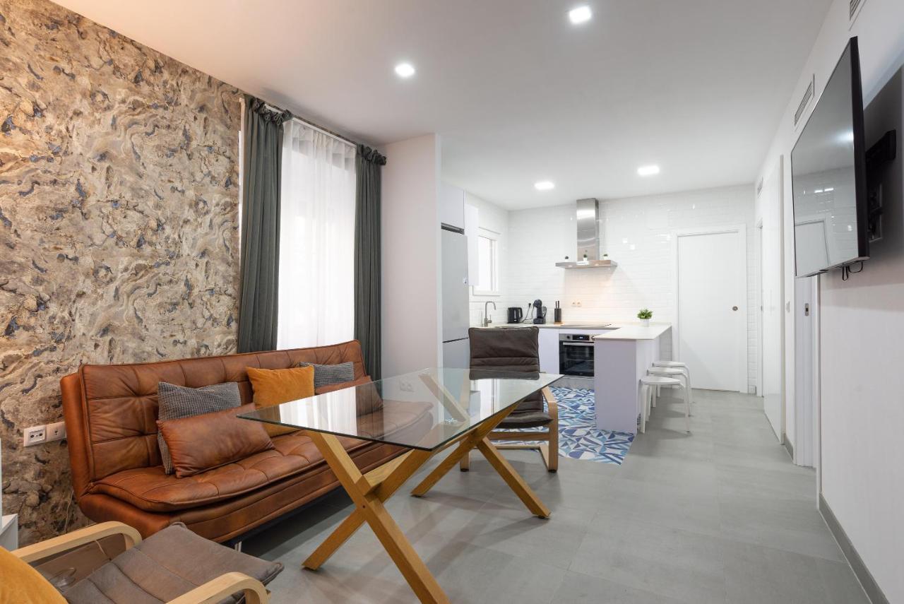 Alferez III By Ele Apartments Málaga Buitenkant foto